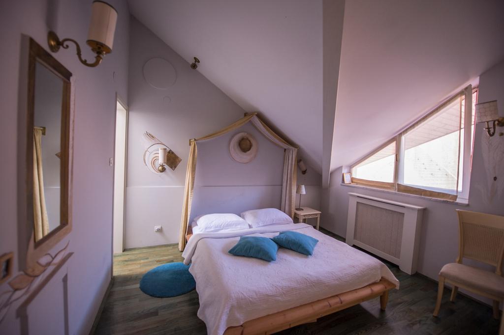 Guesthouse Trajbar Team Zaprešić Стая снимка