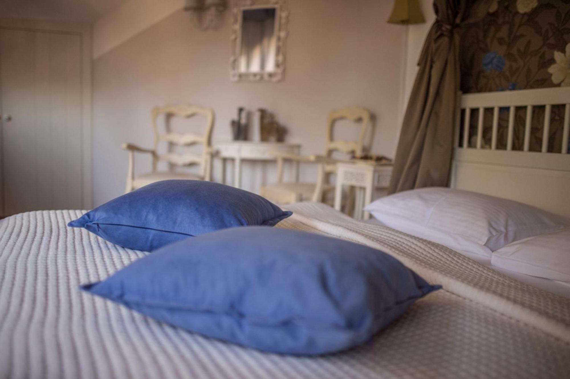 Guesthouse Trajbar Team Zaprešić Стая снимка