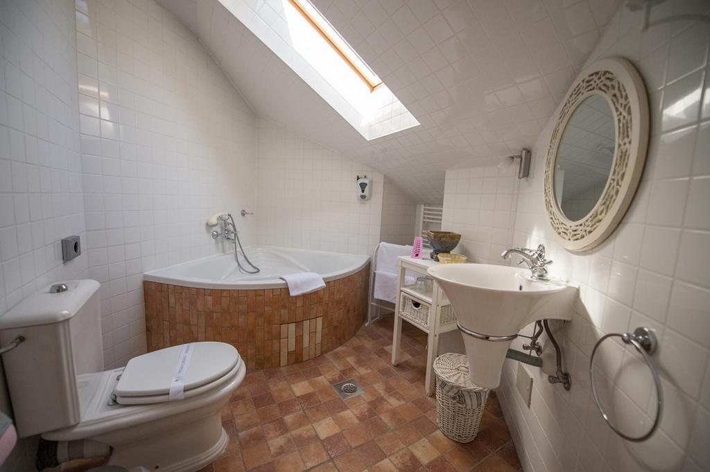 Guesthouse Trajbar Team Zaprešić Стая снимка