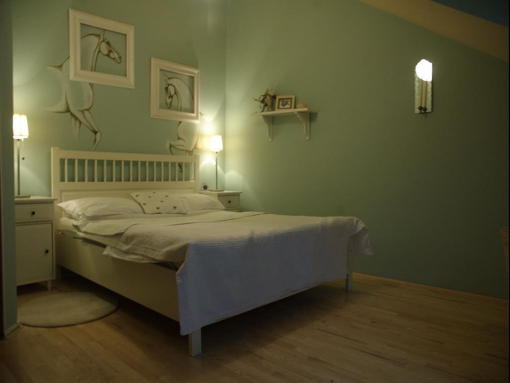 Guesthouse Trajbar Team Zaprešić Стая снимка